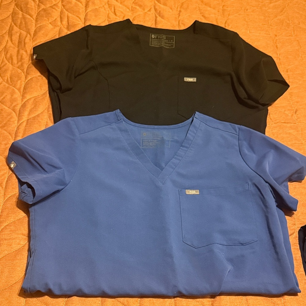 Figs women’s Black and Blue Scrub Shirts